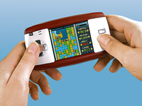 ; Retro-Videospiel-Controller mit TV-Anschluss 